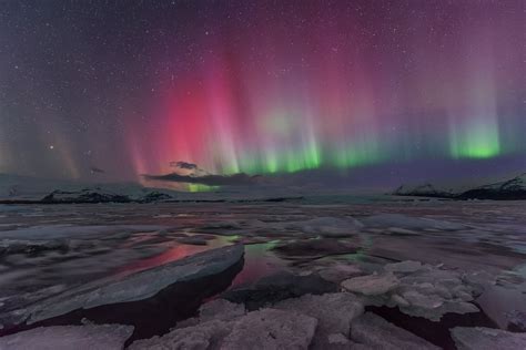 iceland aurora borealis best time of year